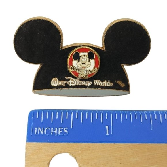 Vintage 2002 Walt Disney World Mickey Mouse Club Hat Flocked WDW Pin 15748 - Picture 5 of 6